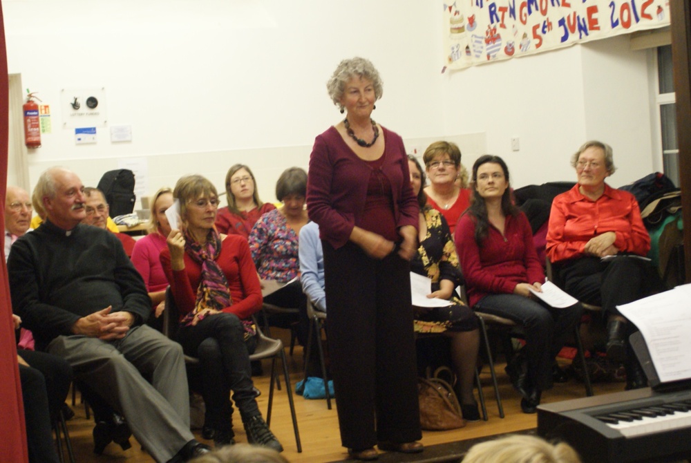 Rosemary Piercy with the Gospel Singers-r